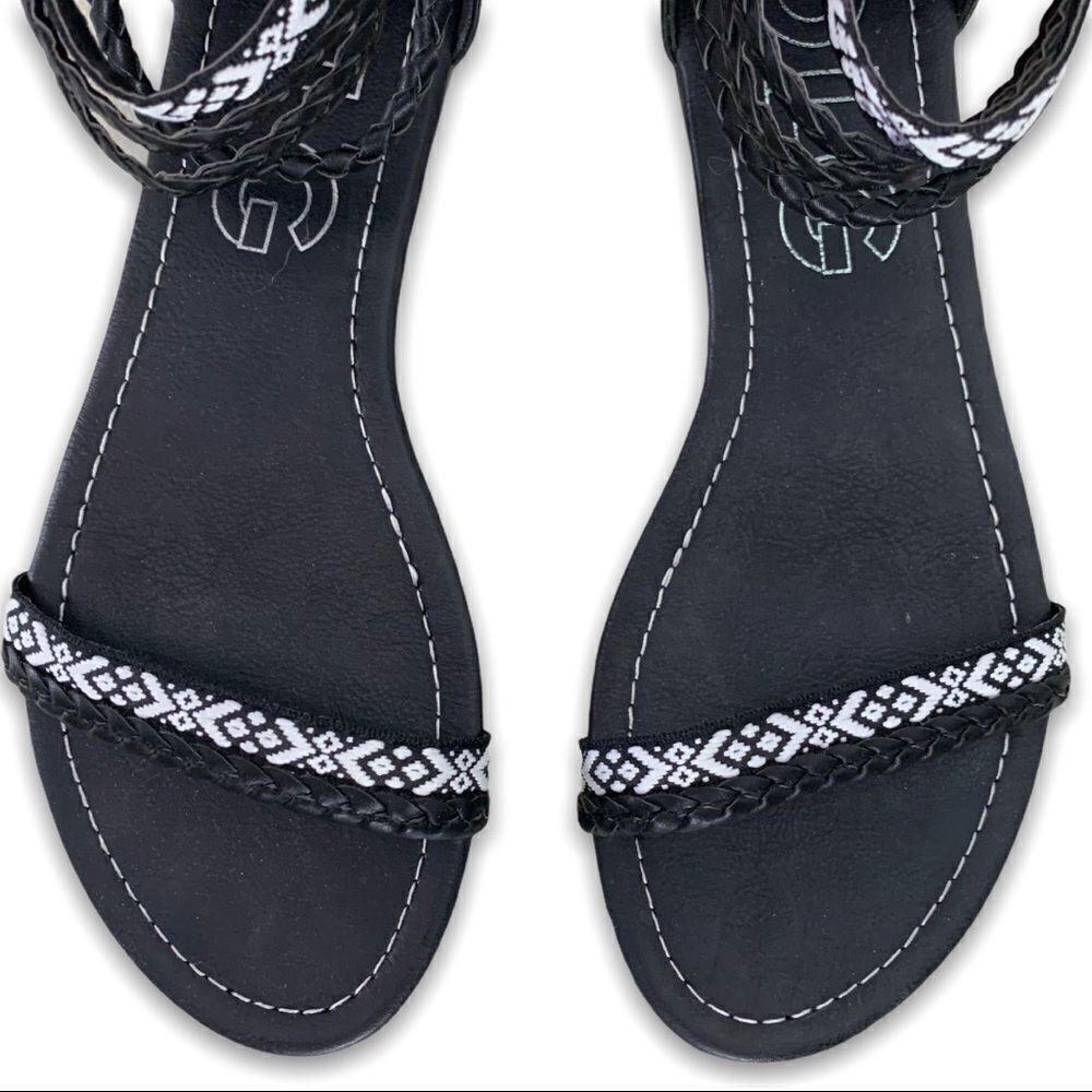 DLG Gladiator Aztec Sandals - Picture 4 of 6